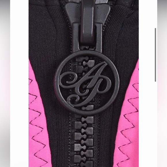 AGENT
PROVOCATEUR
Sindy Dress (RARE & COLLECTABLE) - Picture 8 of 13